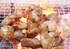 飛来幸地鶏の炭火焼